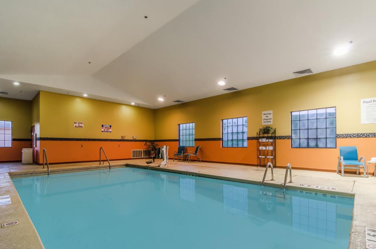 Holiday Inn Express Hotel & Suites Vinita By Ihg Zewnętrze zdjęcie